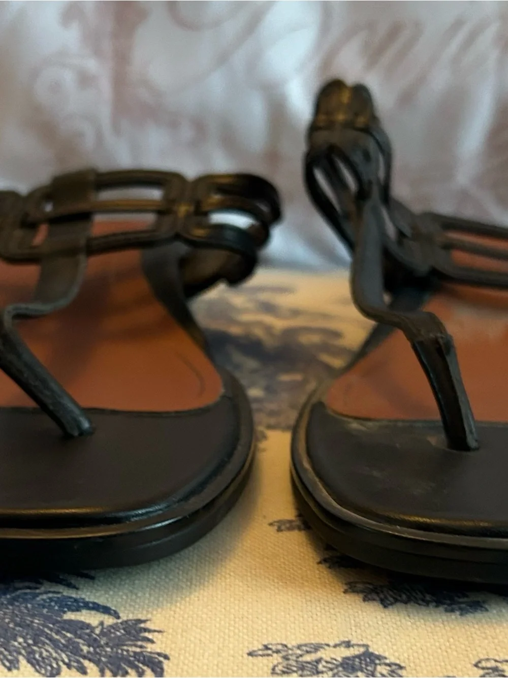 Vionic Alvana Black Leather Toe Post Sandals Orthotic Comfort Size 9.5
